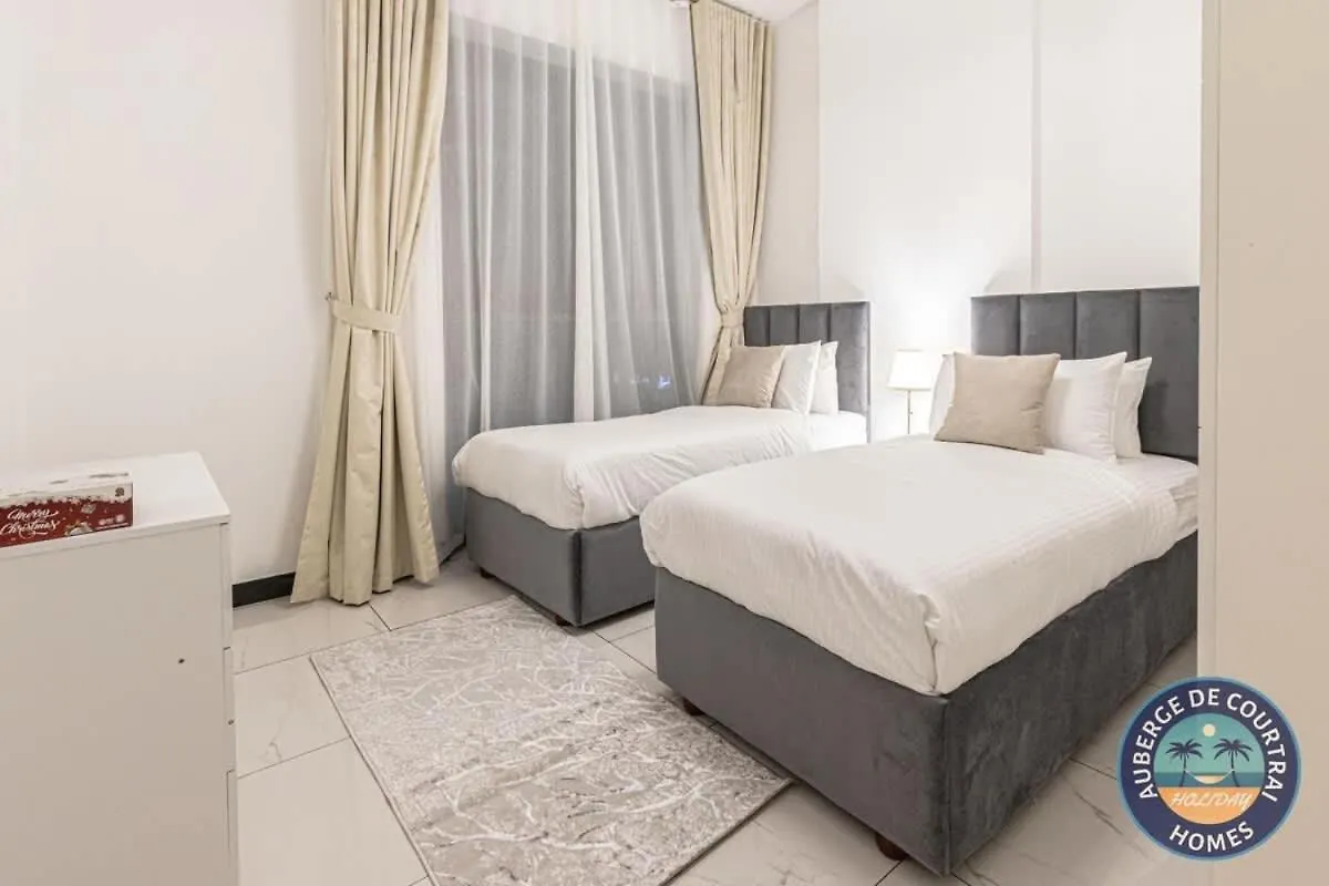 2Br Duplex Stunning Views,Near Circle Mall & Park Dubai