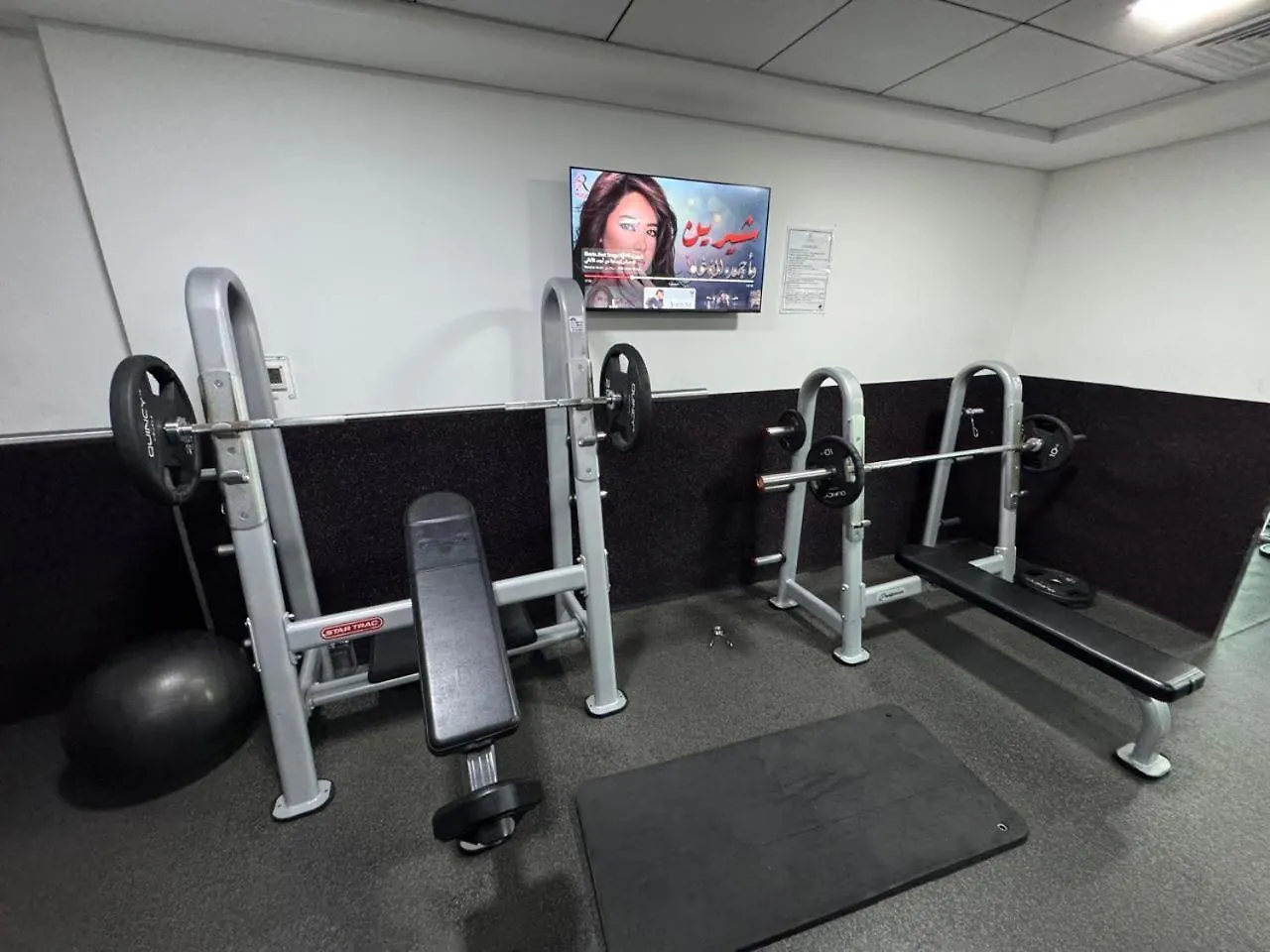 2Br Duplex Stunning Views,Near Circle Mall & Park 두바이