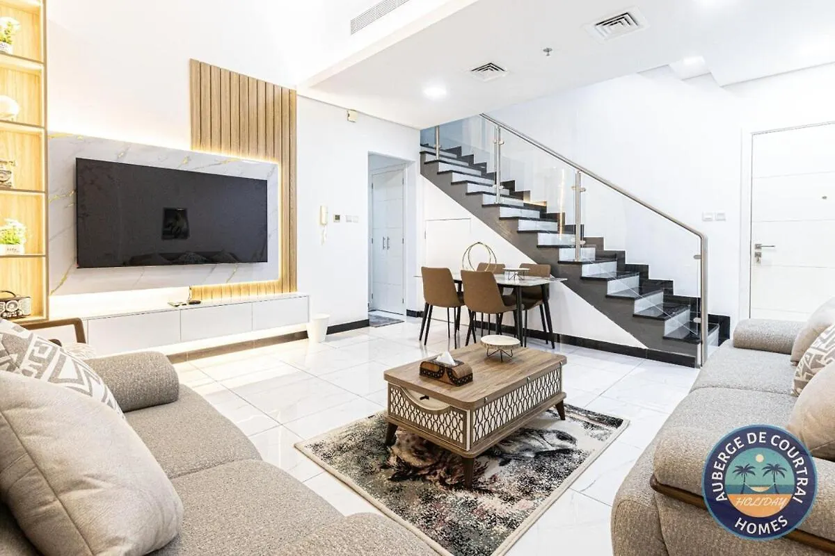 2Br Duplex Stunning Views,Near Circle Mall & Park Dubai 0*,
