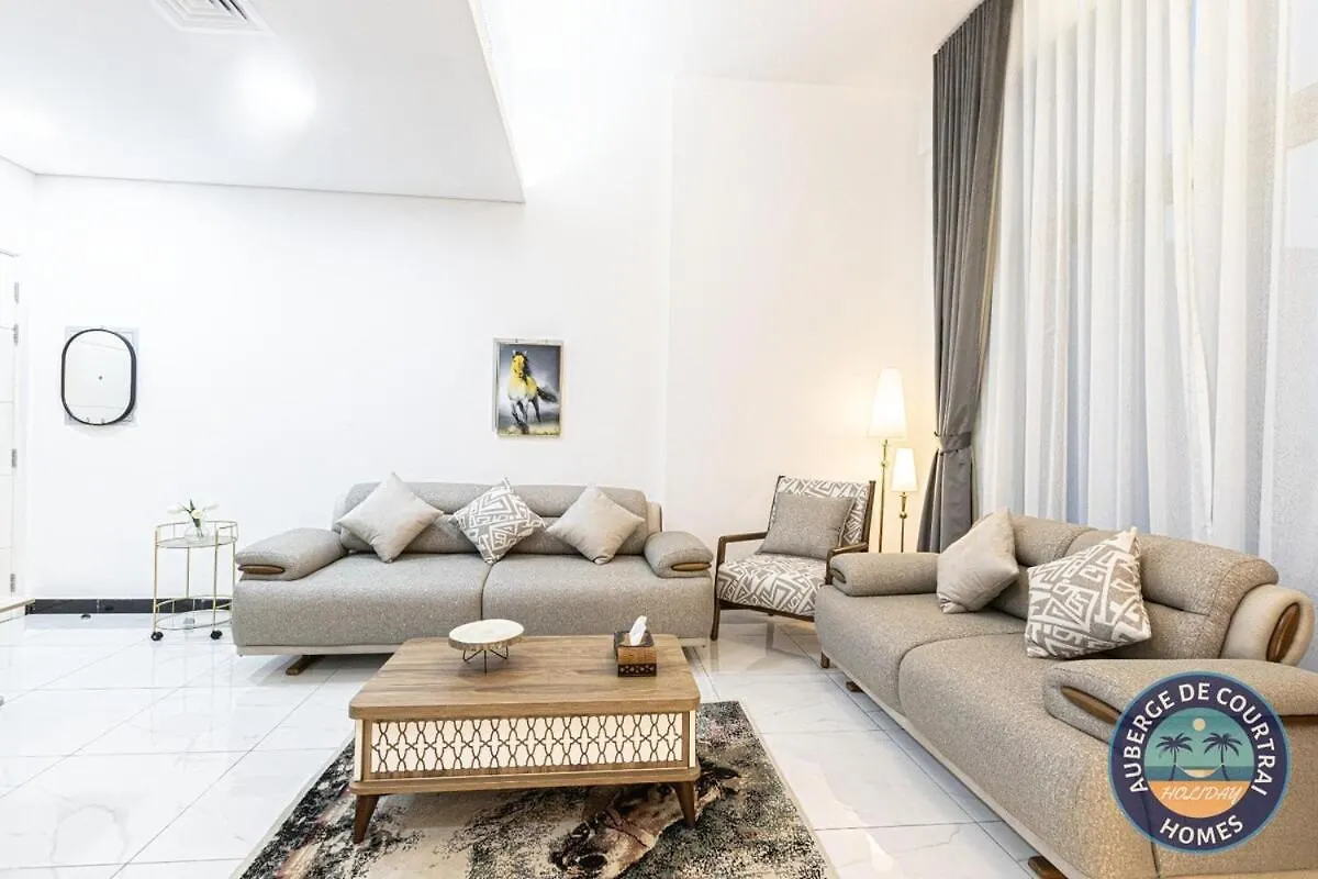 Lägenhet 2Br Duplex Stunning Views,Near Circle Mall & Park Dubai