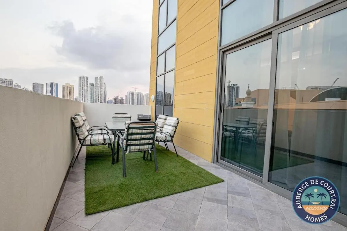 2Br Duplex Stunning Views,Near Circle Mall & Park Dubai